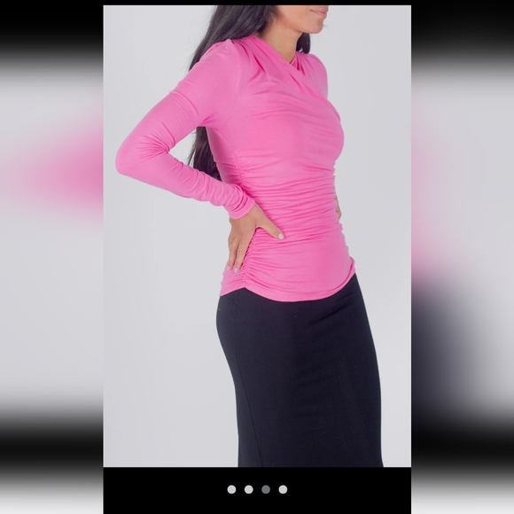 Soft Pink Tee-shirt - Picture 3 of 5